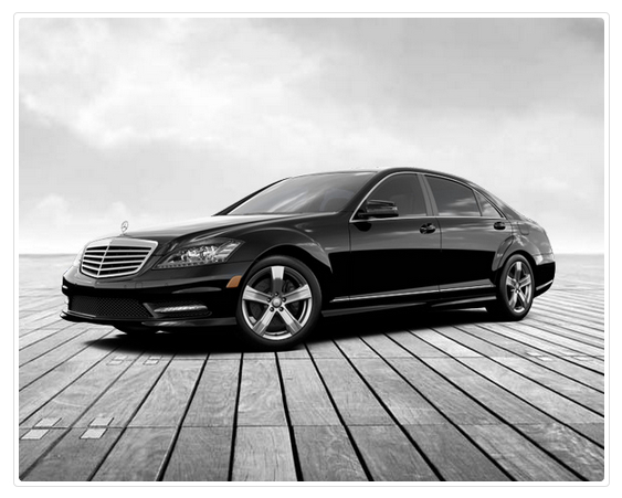 Mercedes_luxury_sedan_01